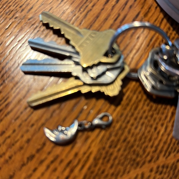 Moon charm - Picture 4 of 4